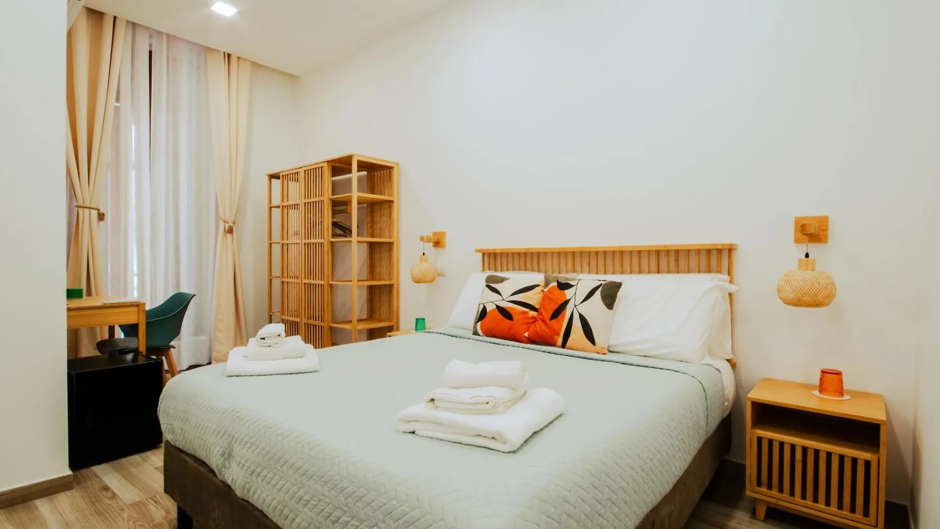 B&B Lara'S Home By I Borbone Naples Guest house